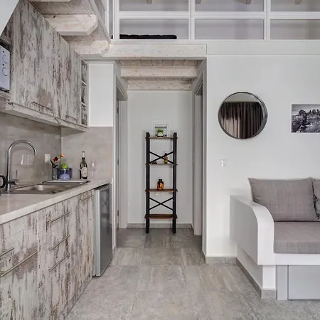 Molos Beachfront Apartments In Diakopto Extérieur photo