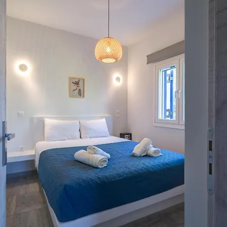 Molos Beachfront Apartments In Diakopto Extérieur photo