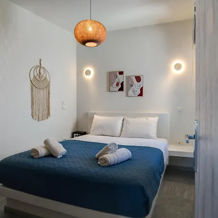 Molos Beachfront Apartments In Diakopto Extérieur photo