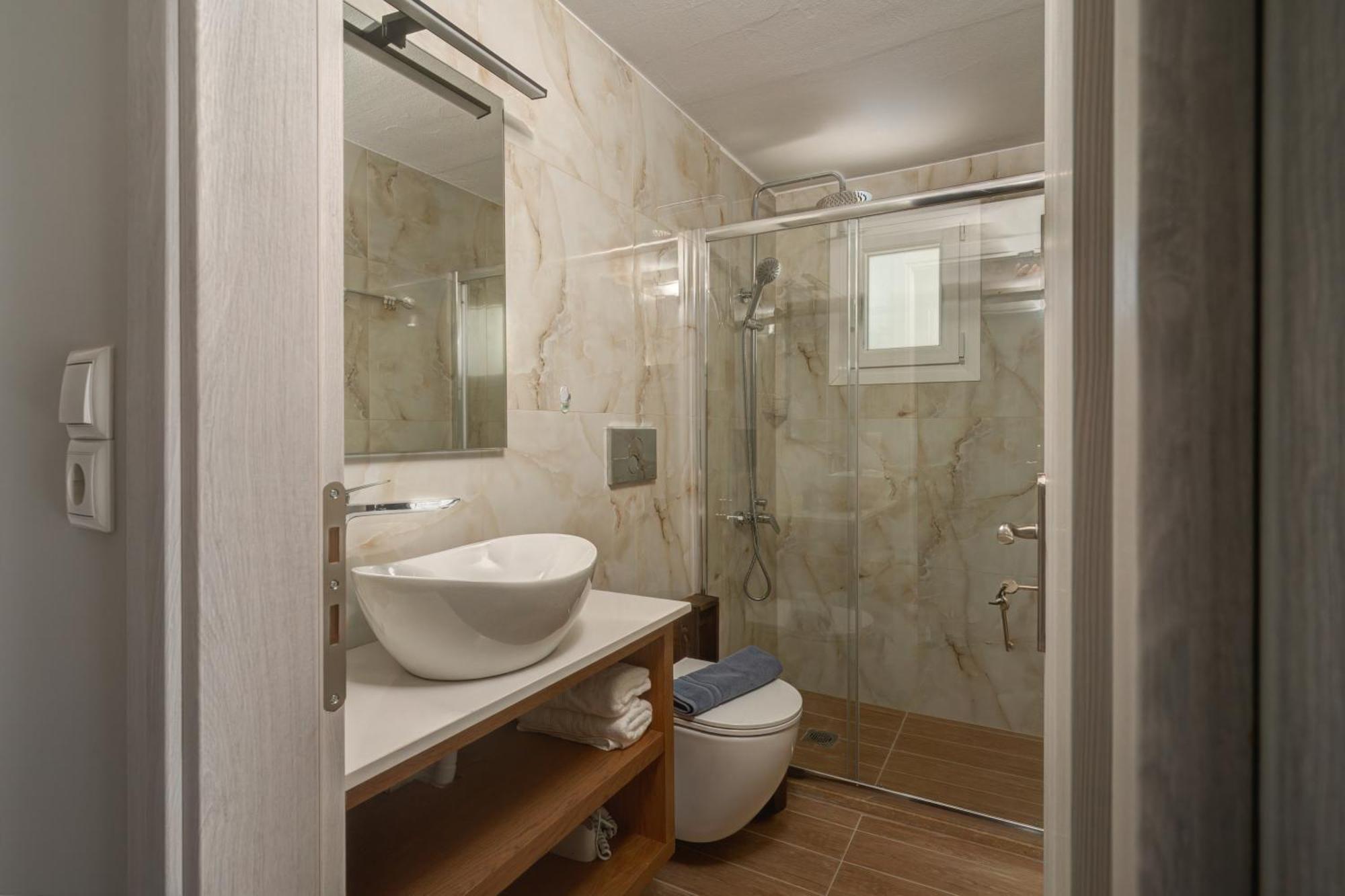 Apartment Molos Beachfront In