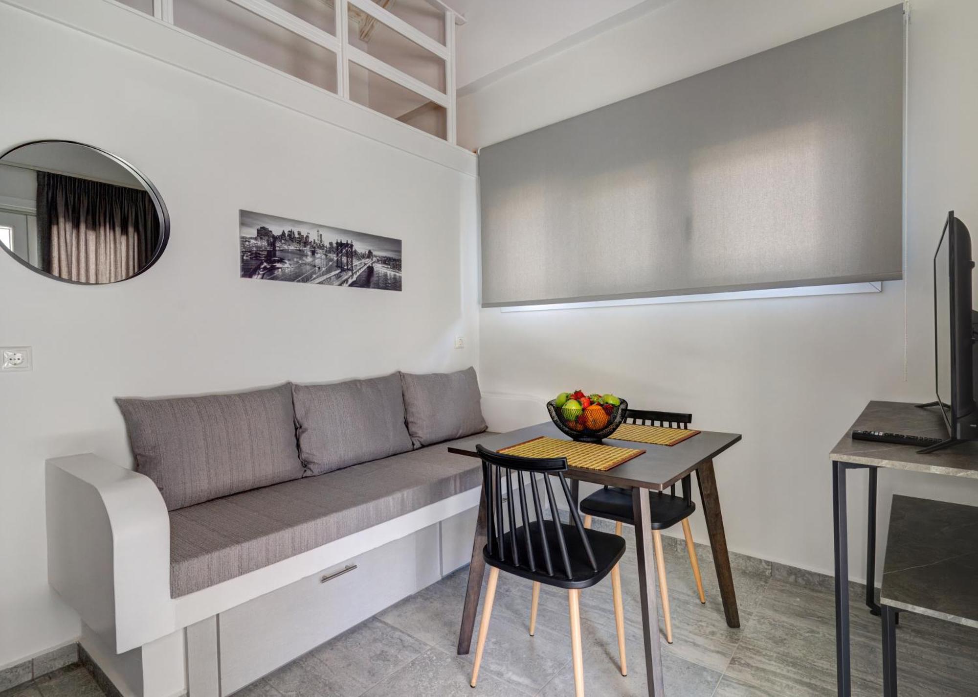 Apartment Molos Beachfront In