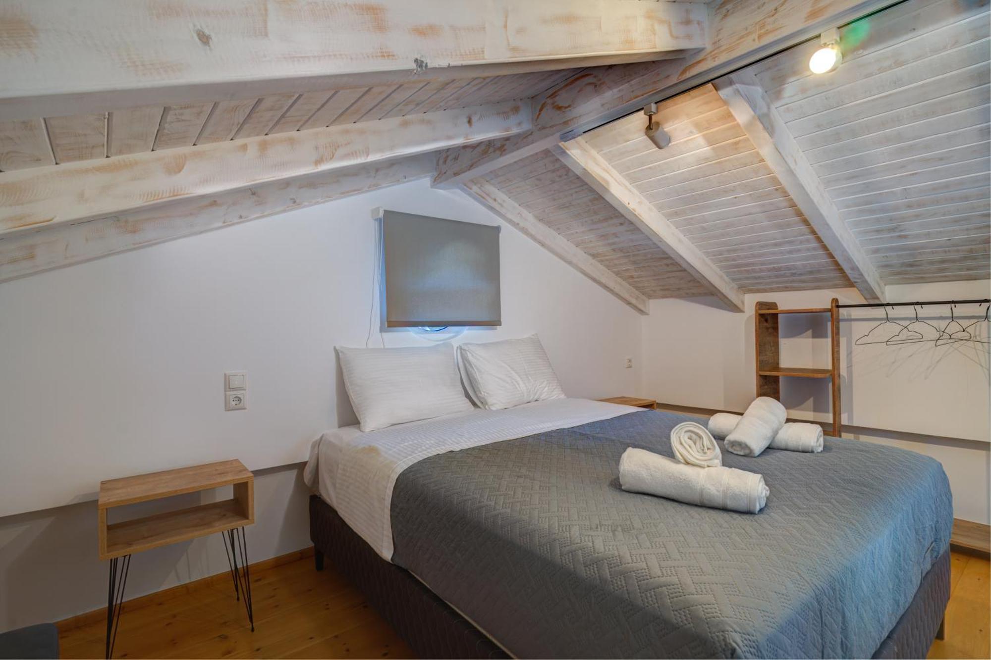 Molos Beachfront In Apartment Diakopto