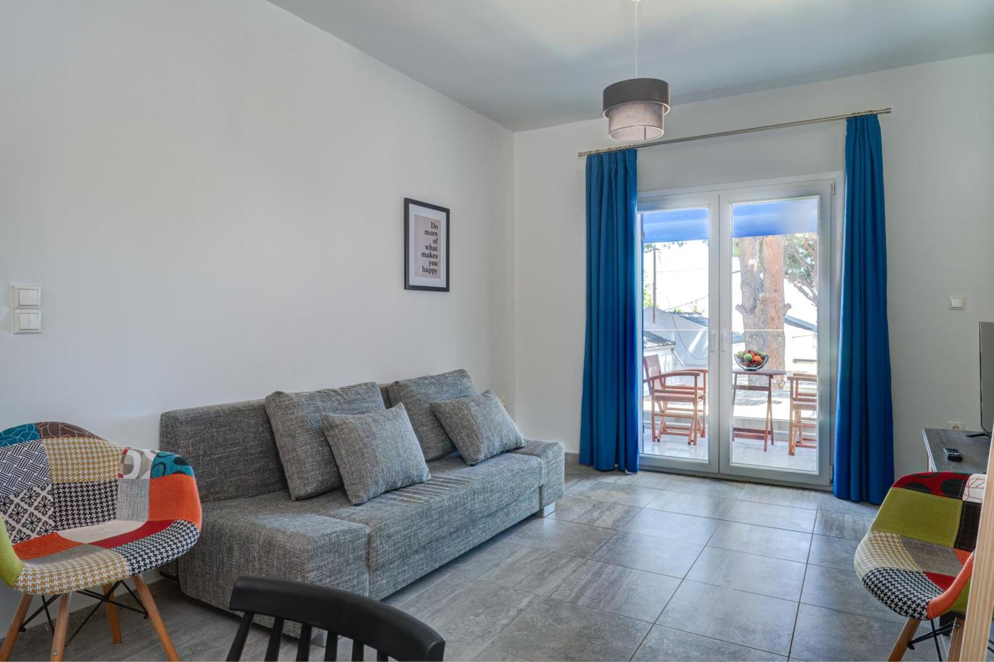 Apartment Molos Beachfront In Diakopto